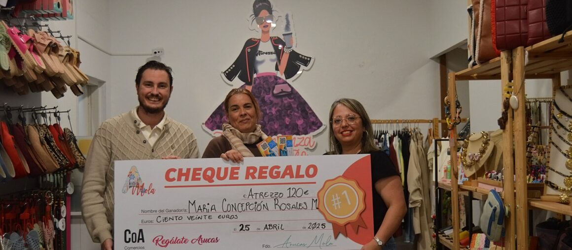 ¡El pequeño comercio de Arucas reparte alegría!